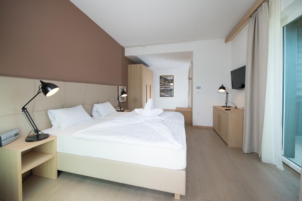 Seeberg Garni Hotel Caldaro Chambre photo